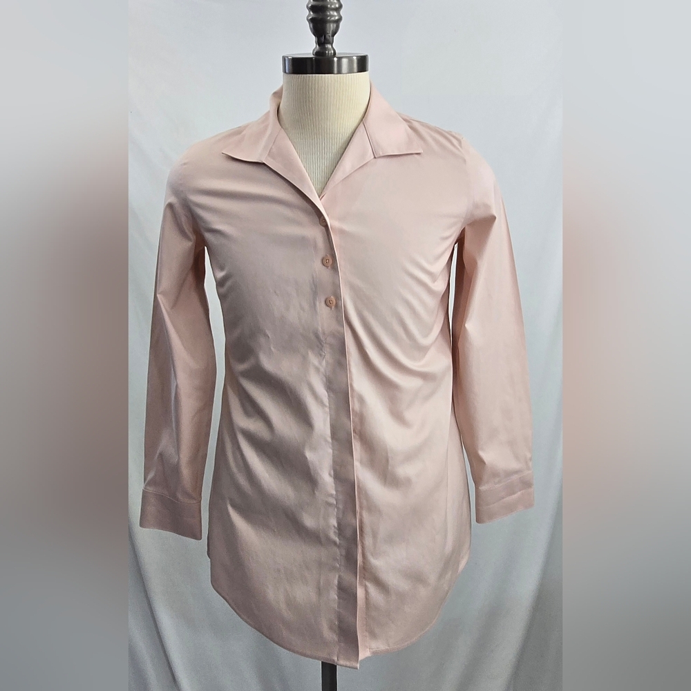 Chicos Light Pink No Iron Tunic Length Button Down Shirt Size 0